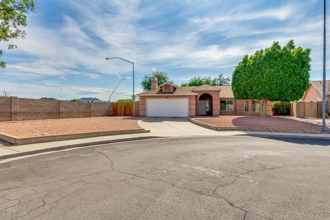 2755 N Ramada Cir., Mesa, AZ 85215