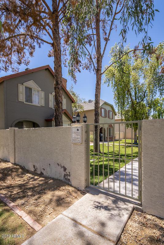 2325 W Garden Dr., Tempe, AZ 85282