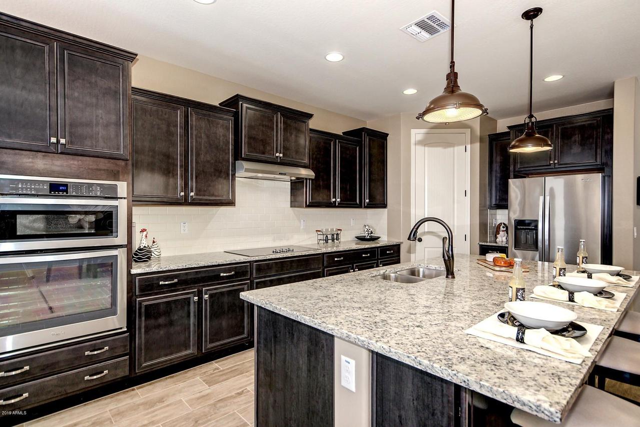 18252 W Tina Ln., Surprise, AZ 85387