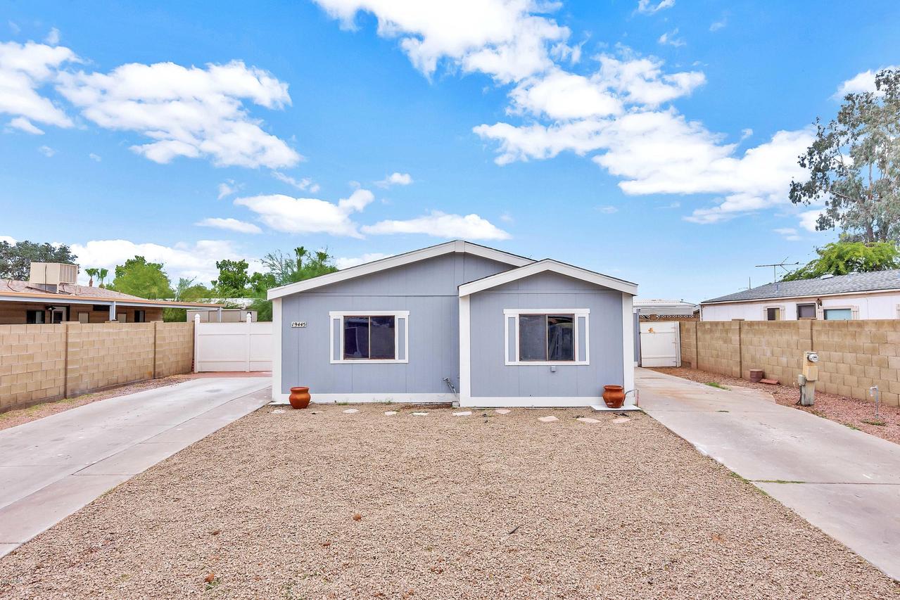 19445 N 30th St., Phoenix, AZ 85050