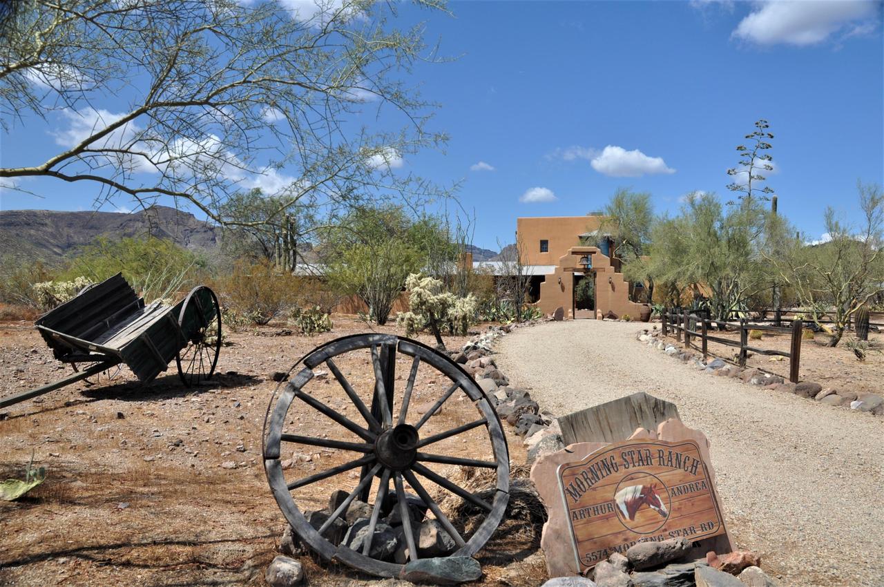 42202 N 56th St., Cave Creek, AZ 85331