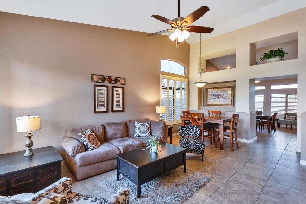 4373 E Anderson Dr., Phoenix, AZ 85032