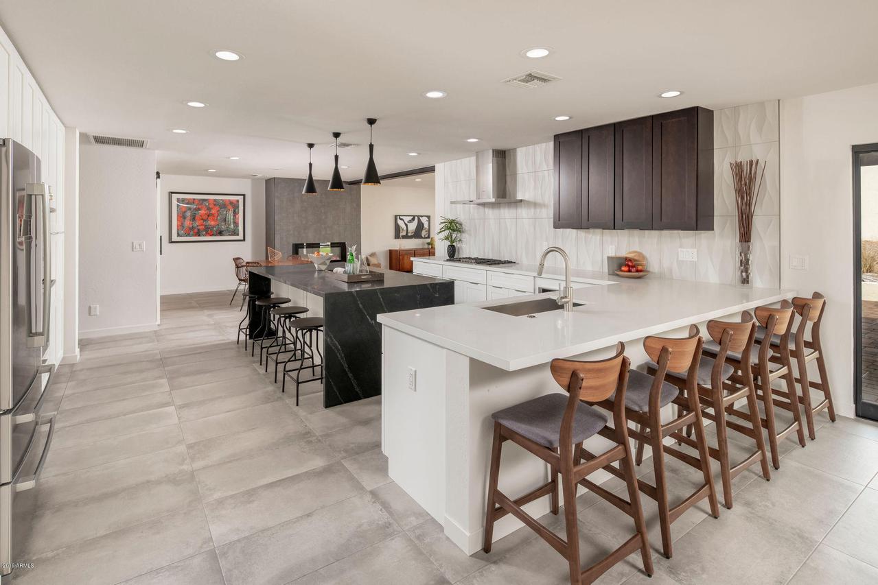 2241 E Nicolet Ave., Phoenix, AZ 85020