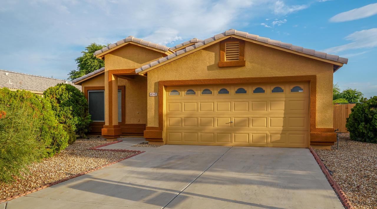 8747 W Royal Palm Rd., Peoria, AZ 85345