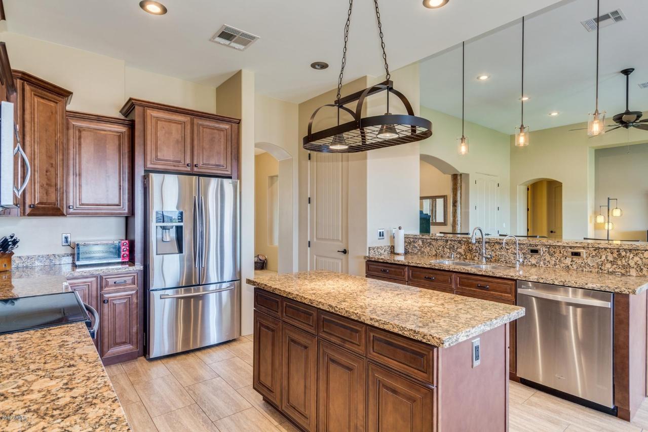 2809 W Dolores Rd., Phoenix, AZ 85086