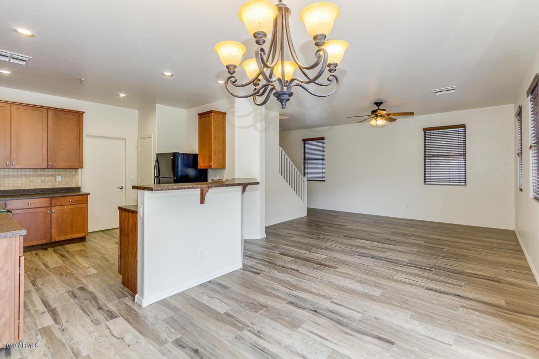 1265 S Aaron Dr. #304, Mesa, AZ 85208