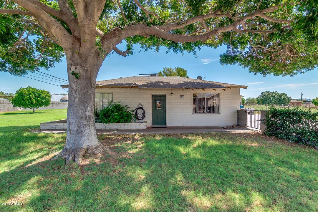 11 N 69th Ave., Phoenix, AZ 85043