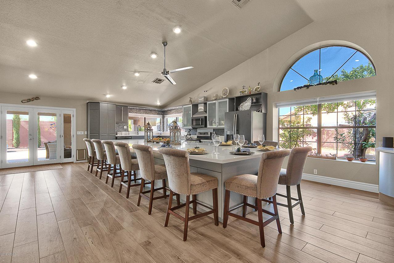 1142 E Kings Ave., Phoenix, AZ 85022