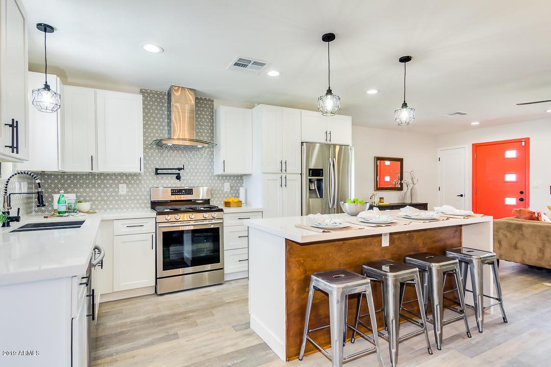 4234 N 16th Ave., Phoenix, AZ 85015