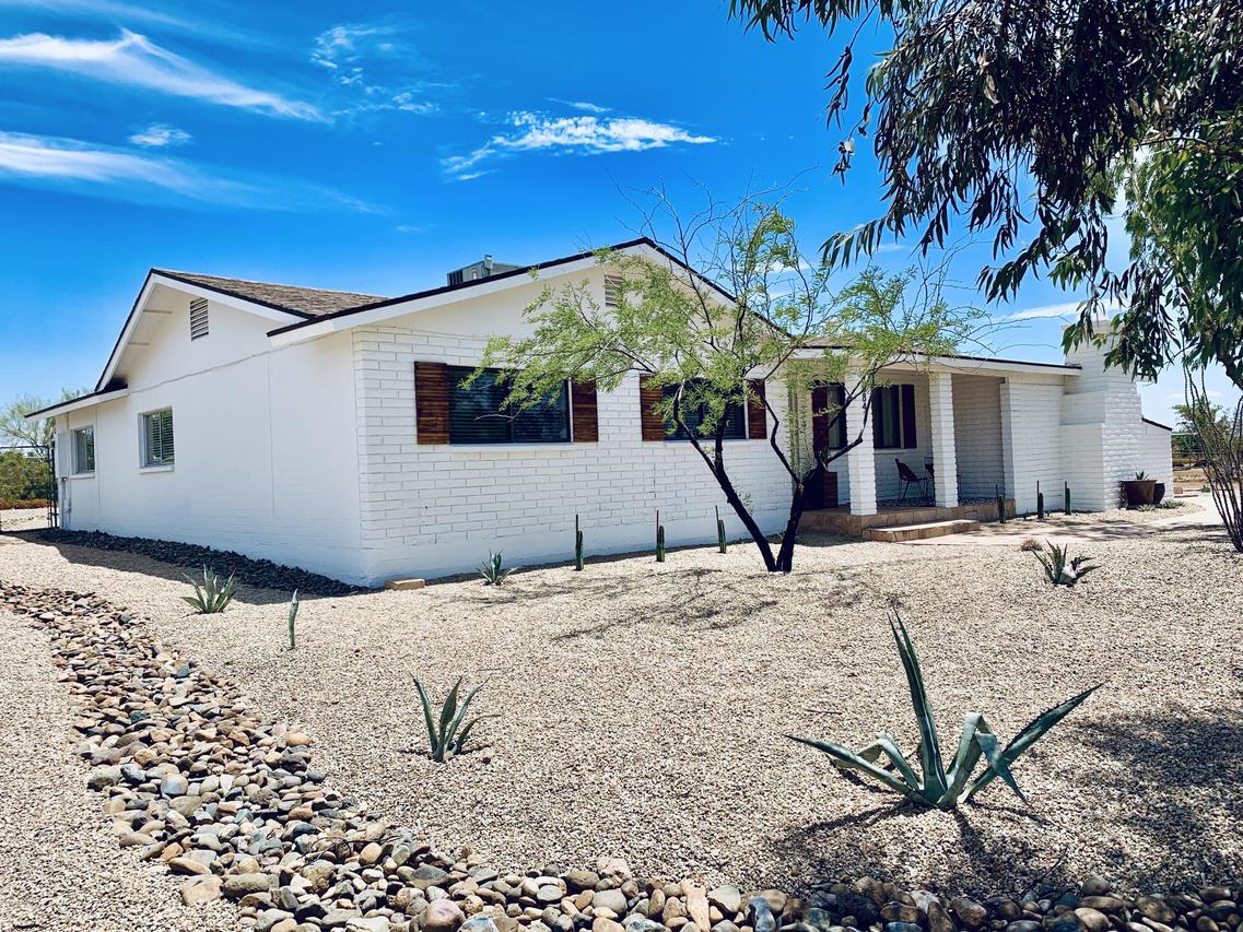 25847 N 19th Ave., Phoenix, AZ 85085