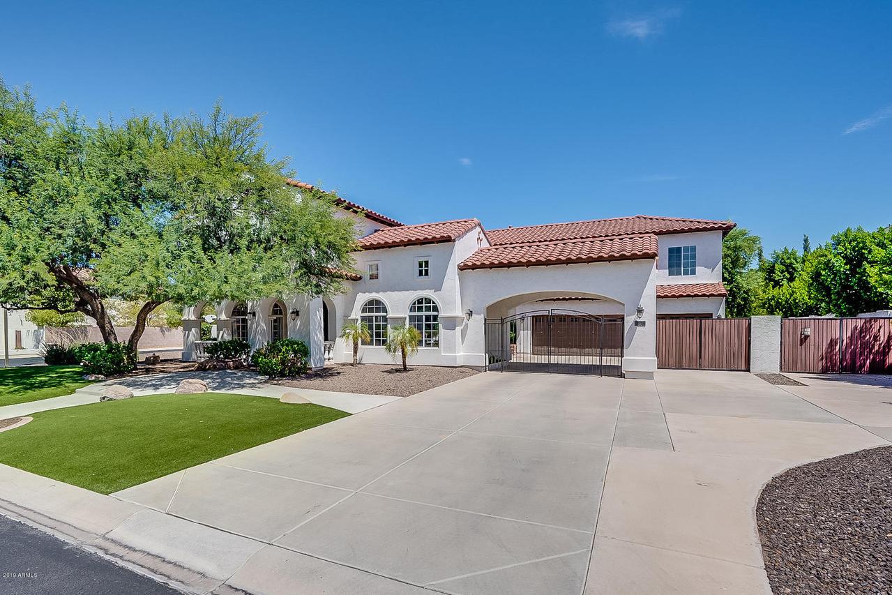 7196 W Avenida Del Sol, Peoria, AZ 85383