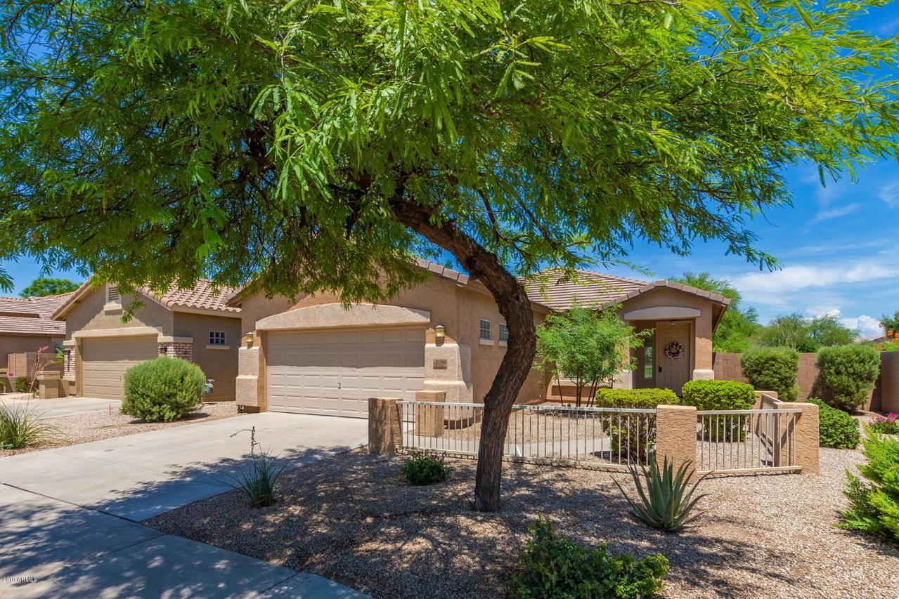 21560 E Calle De Flores, Queen Creek, AZ 85142