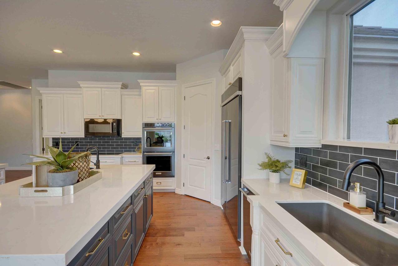 19590 E Via Del Oro, Queen Creek, AZ 85142