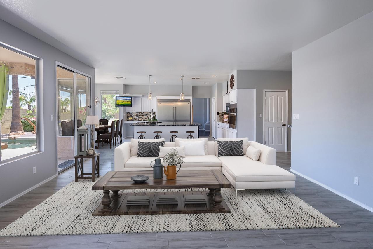 15019 S 8th St., Phoenix, AZ 85048