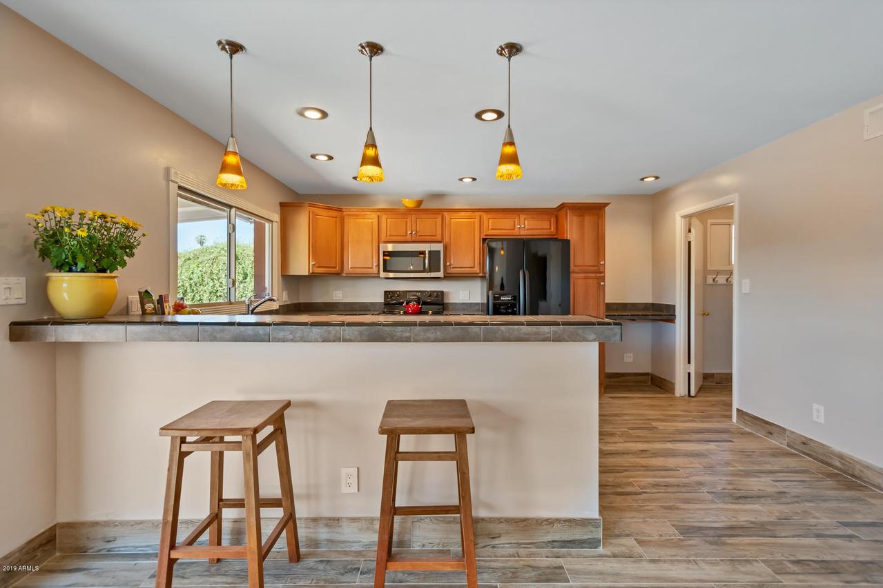 307 W Santa Cruz Dr., Tempe, AZ 85282