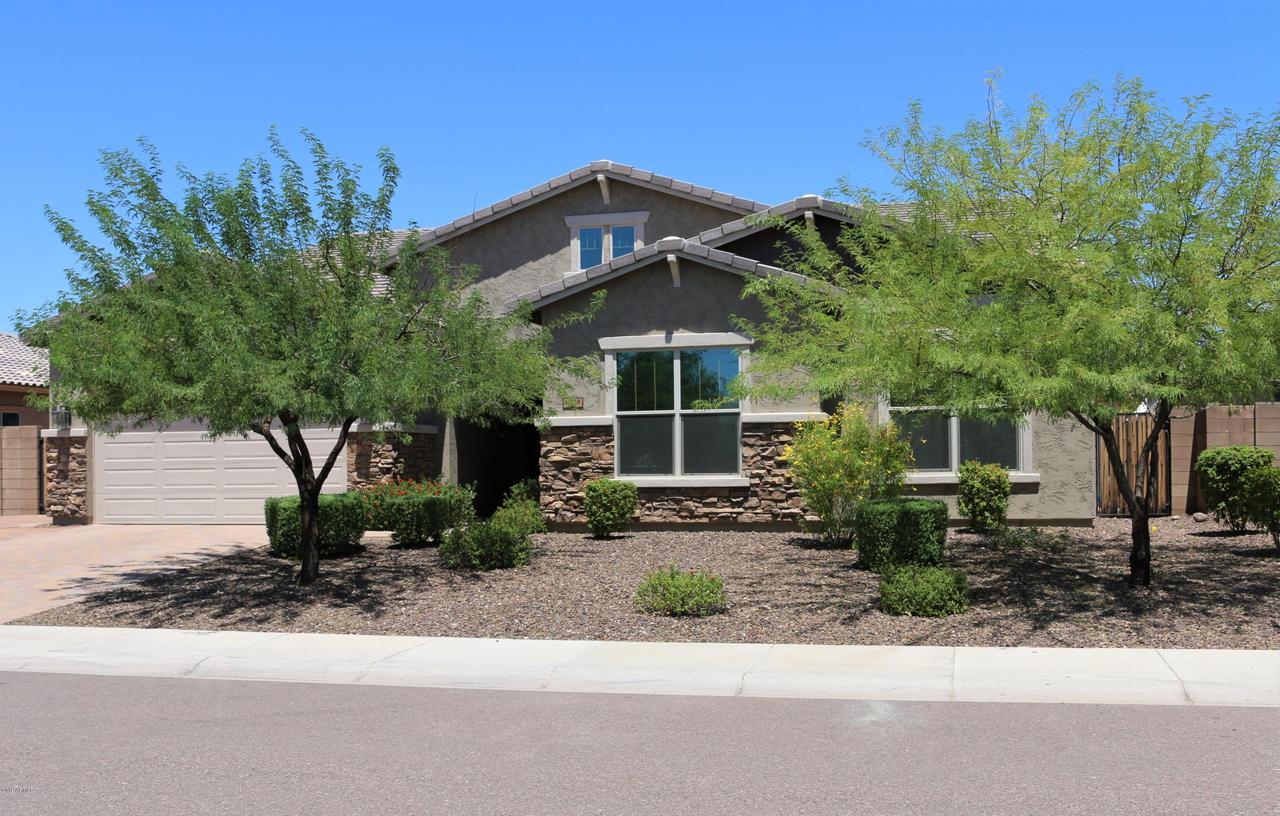 9386 W Via Del Sol Dr., Peoria, AZ 85383