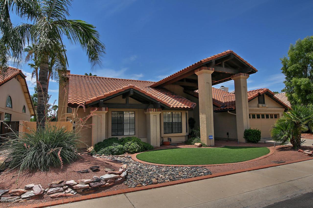 6963 W Kimberly Way, Glendale, AZ 85308