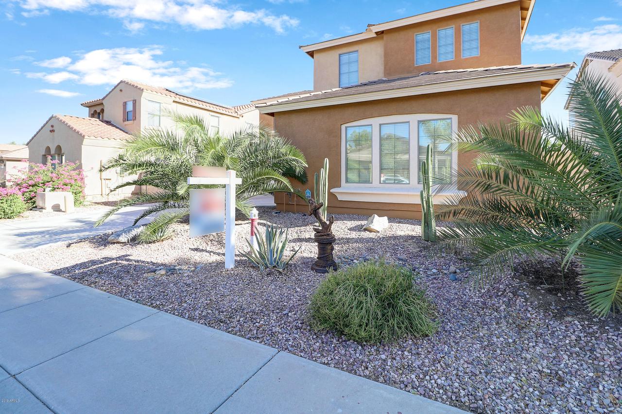 17831 W Watson Ln., Surprise, AZ 85388