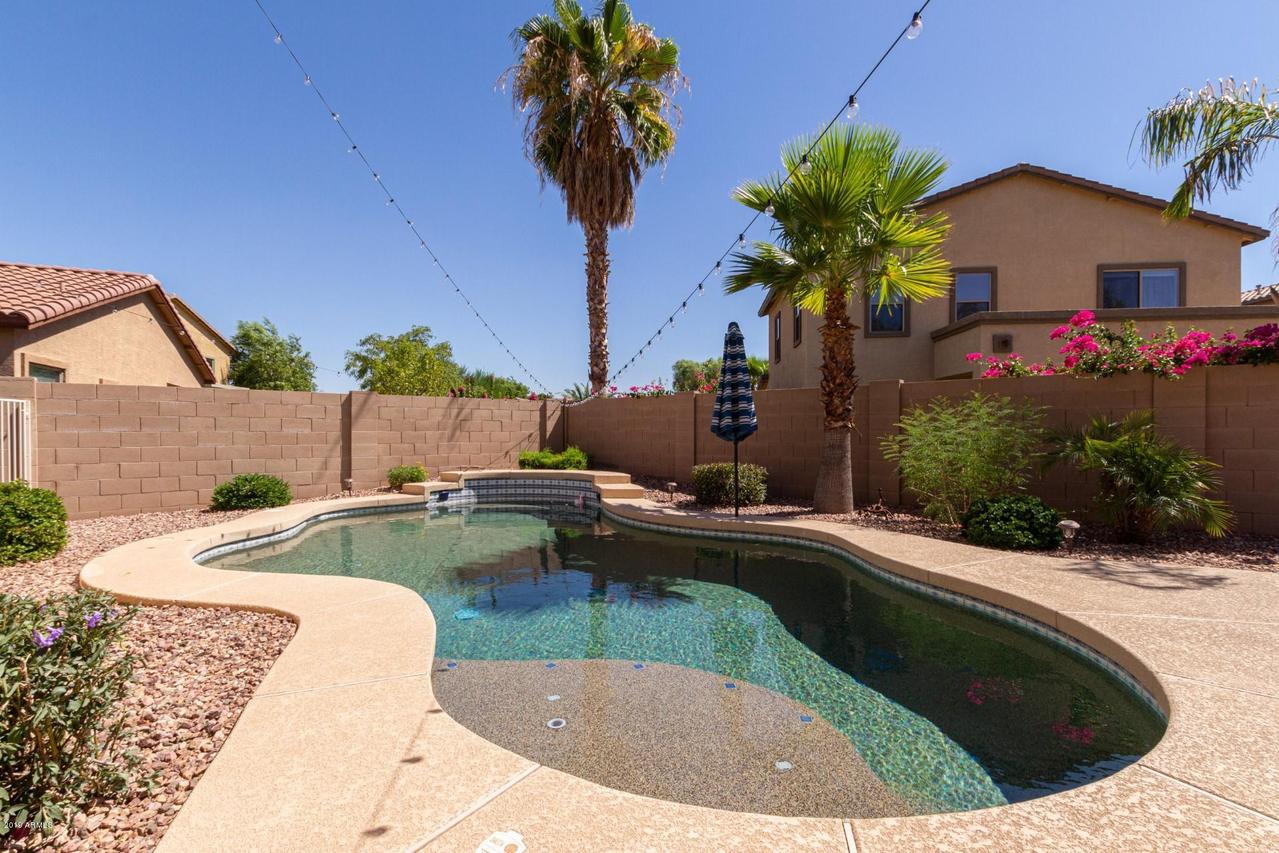 13713 W Country Gables Dr., Surprise, AZ 85379