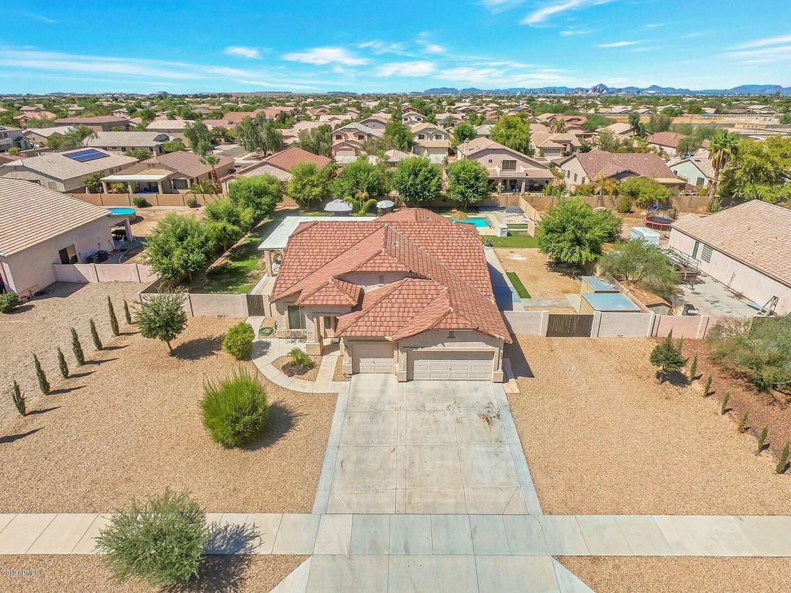 2410 W Darrow St., Phoenix, AZ 85041