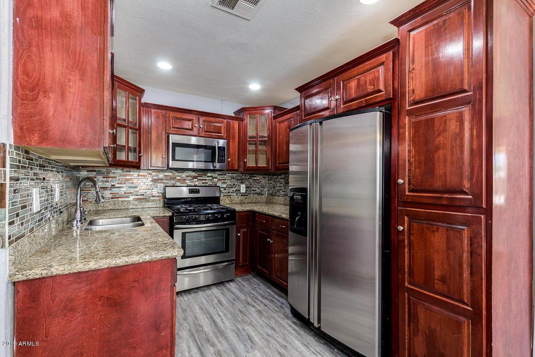 3530 E Taylor St., Phoenix, AZ 85008