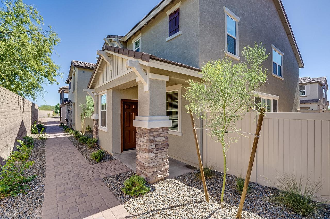 12288 W Domino Dr., Peoria, AZ 85383