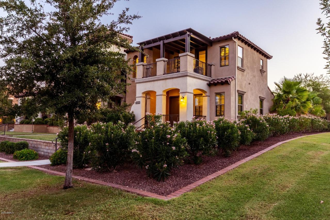 4292 N Verrado Way, Buckeye, AZ 85396