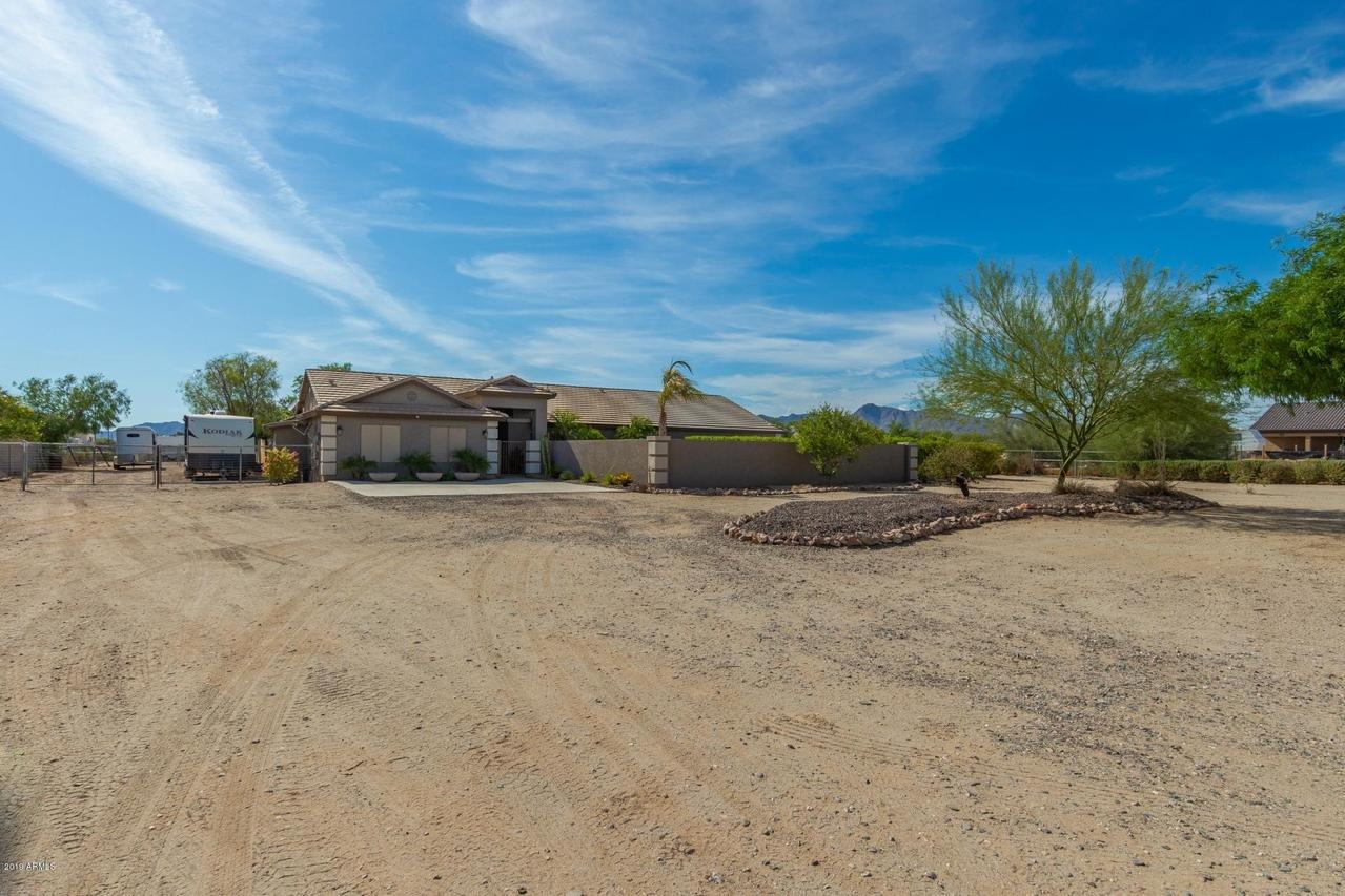 2318 N 193rd Ave., Buckeye, AZ 85326