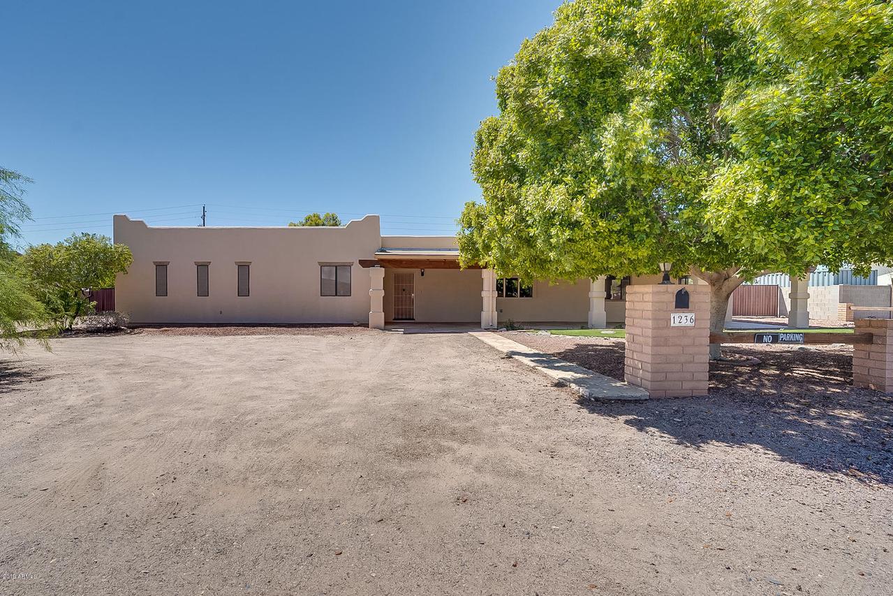 1236 N 66th Pl., Mesa, AZ 85205