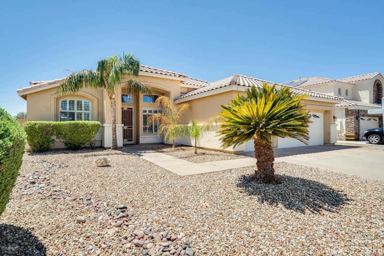 6747 W Crest Ln., Glendale, AZ 85310