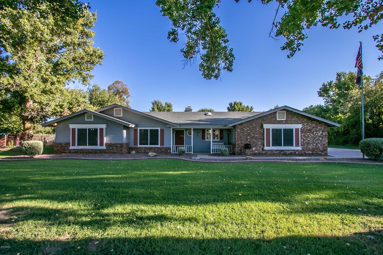 2263 E Appleby Rd., Gilbert, AZ 85298