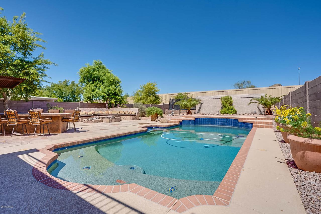 1318 E Escuda Dr., Phoenix, AZ 85024