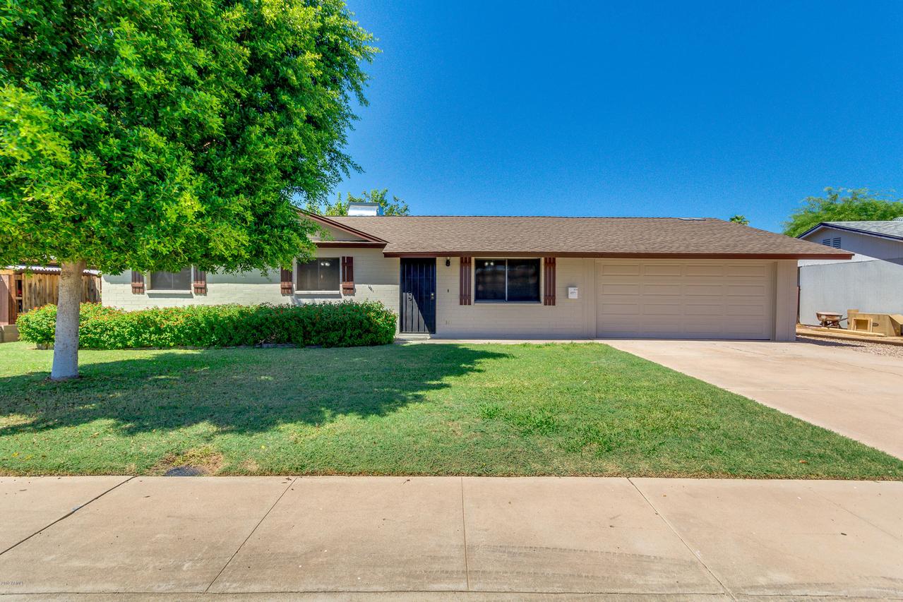 1214 W Pebble Beach Dr., Tempe, AZ 85282