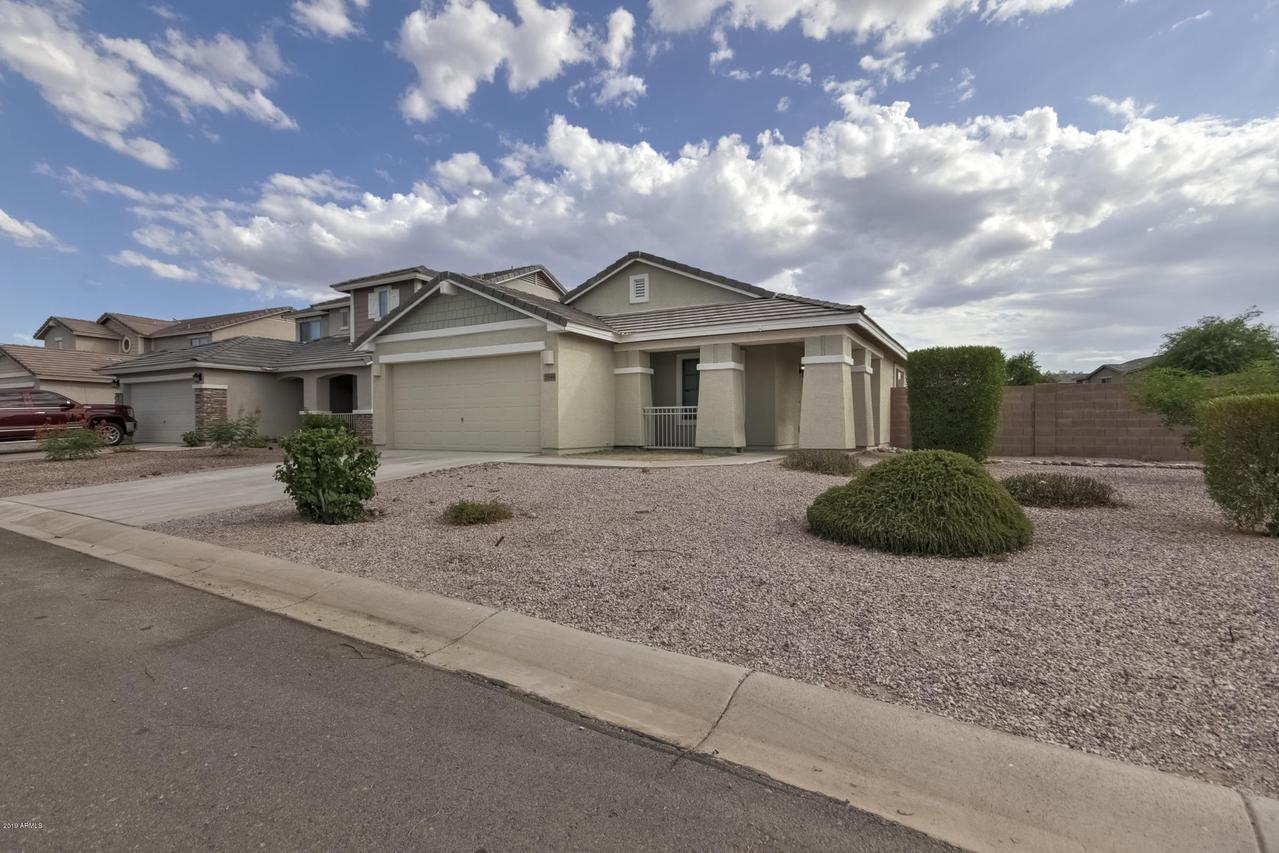 2049 W Gold Mine Way, Queen Creek, AZ 85144