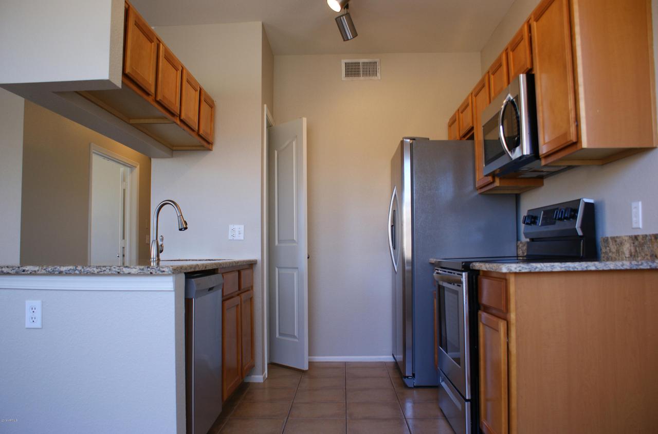 16013 S Desert Foothills Pkwy. #1004, Phoenix, AZ 85048