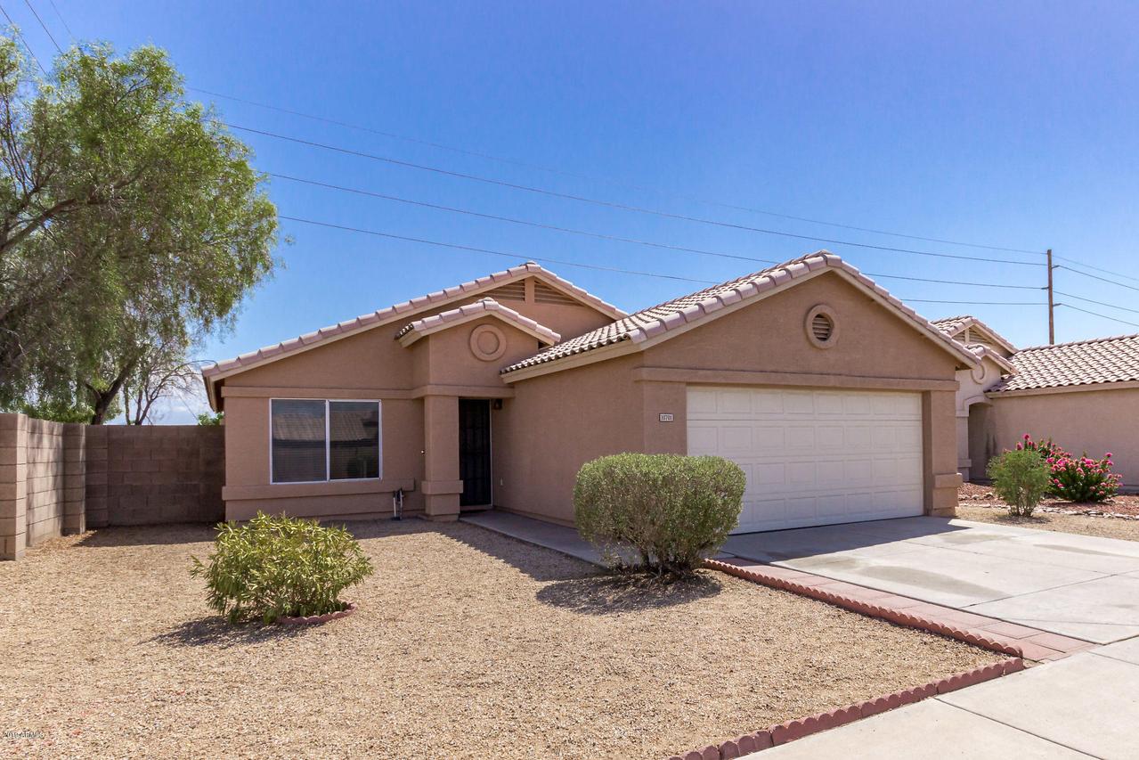 10701 W Calle Del Sol, Phoenix, AZ 85037