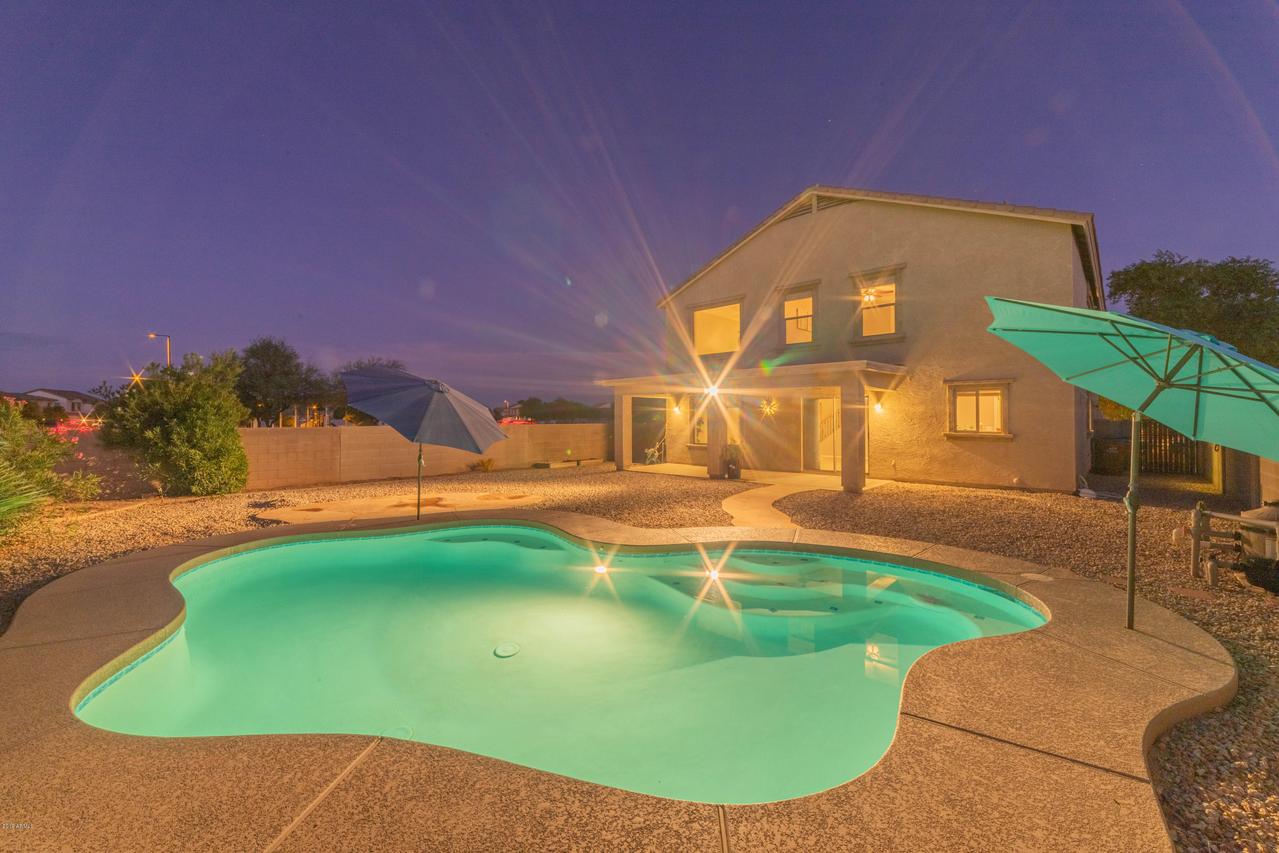 1000 W Vineyard Plains Dr., San Tan Valley, AZ 85143