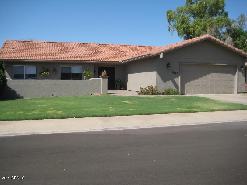 602 Leisure World, Mesa, AZ 85206