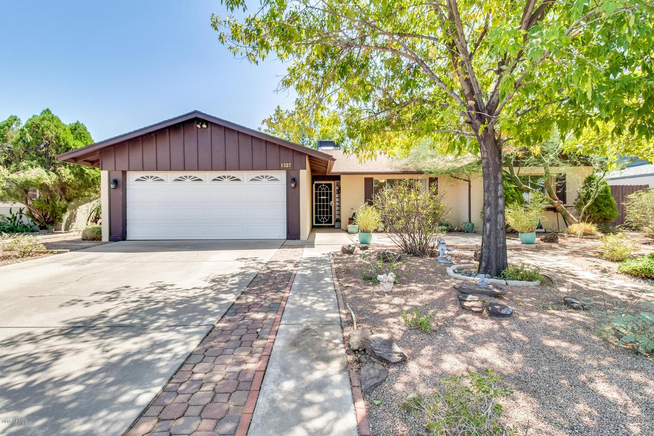 1327 E Bell De Mar Dr., Tempe, AZ 85283