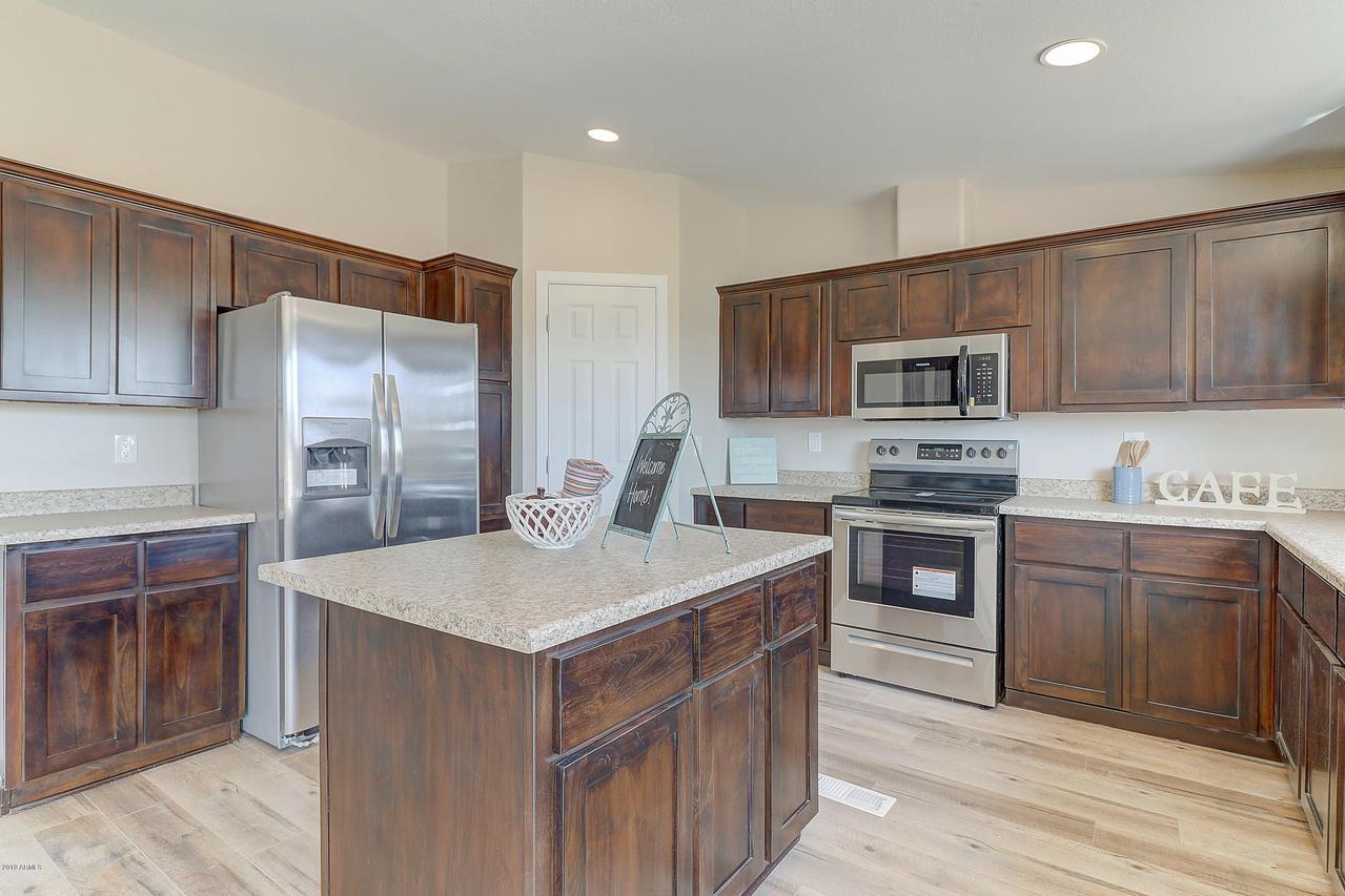 25248 S 187th Ave., Buckeye, AZ 85326