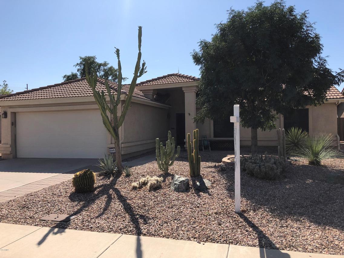 814 N Sailors Way, Gilbert, AZ 85234