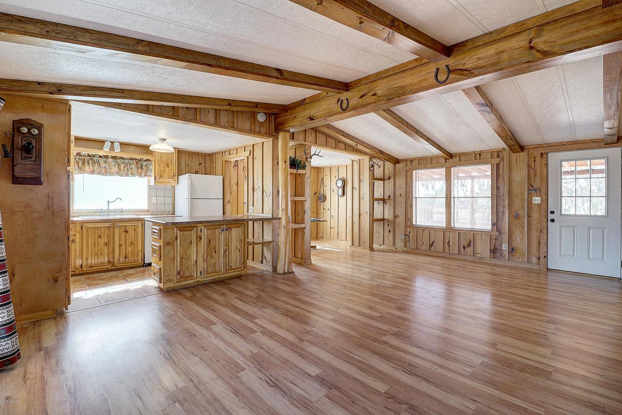 20718 N 207th Ct., Wittmann, AZ 85361