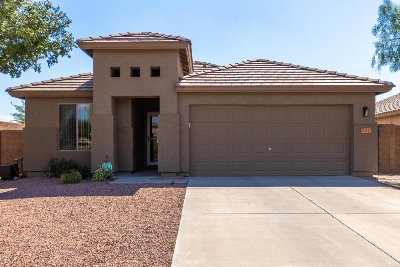 321 W Brangus Cir., San Tan Valley, AZ 85143