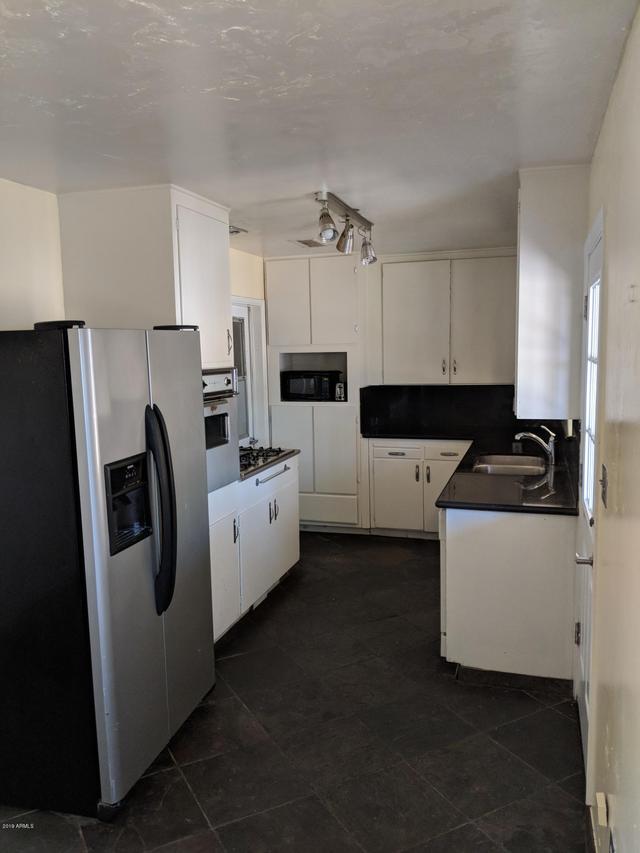 824 W Elna Rae St., Tempe, AZ 85281