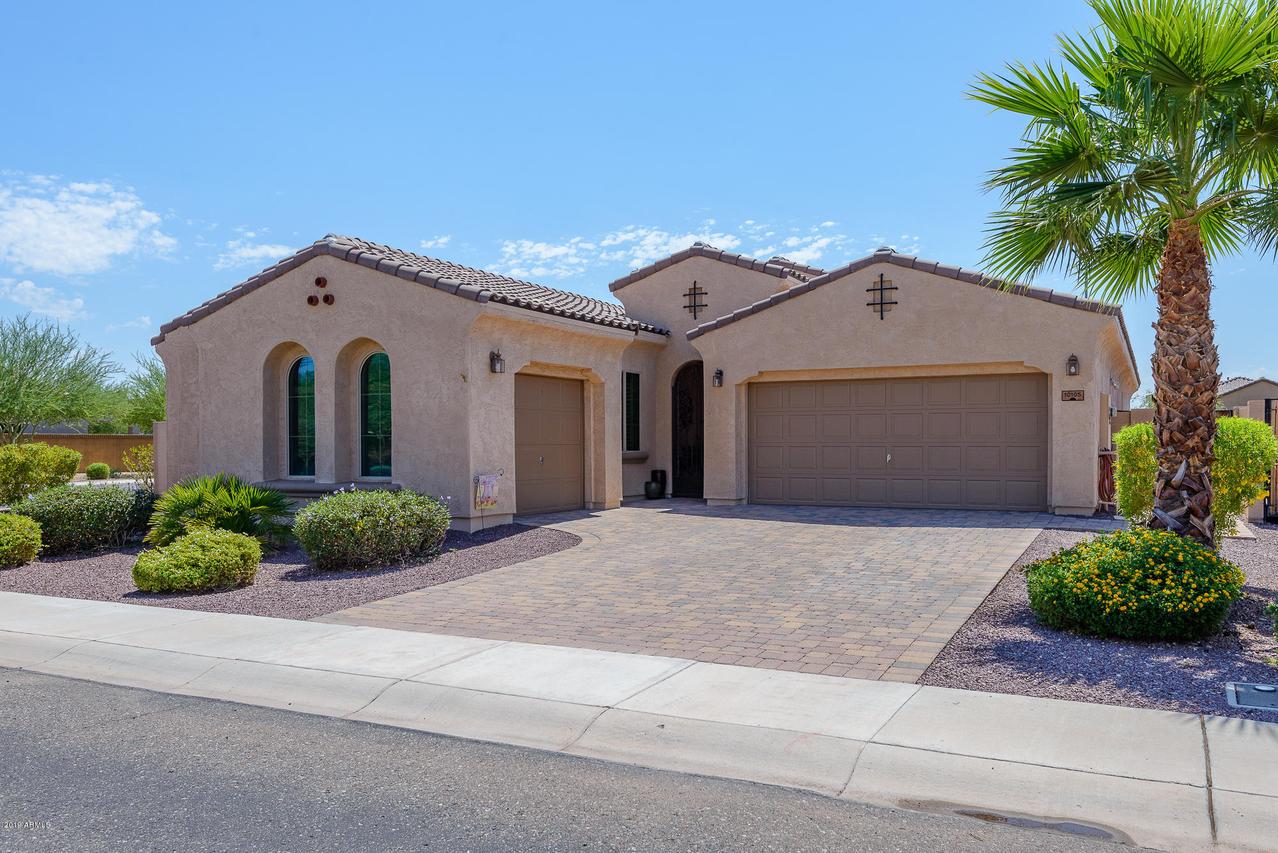 10105 W Wizard Ln., Peoria, AZ 85383