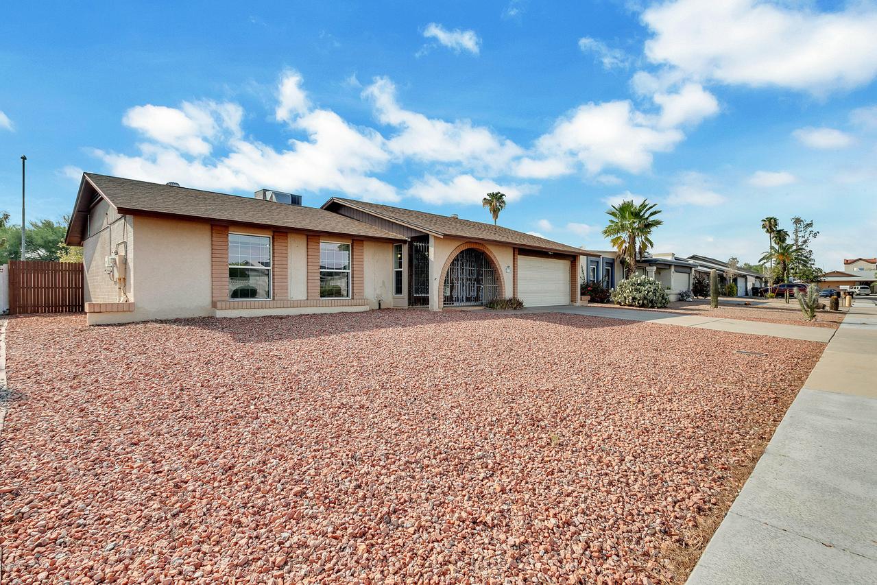 8728 N 106th Ln., Peoria, AZ 85345