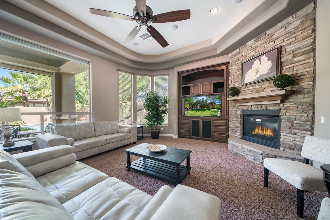 5262 S Huachuca Pl., Chandler, AZ 85249