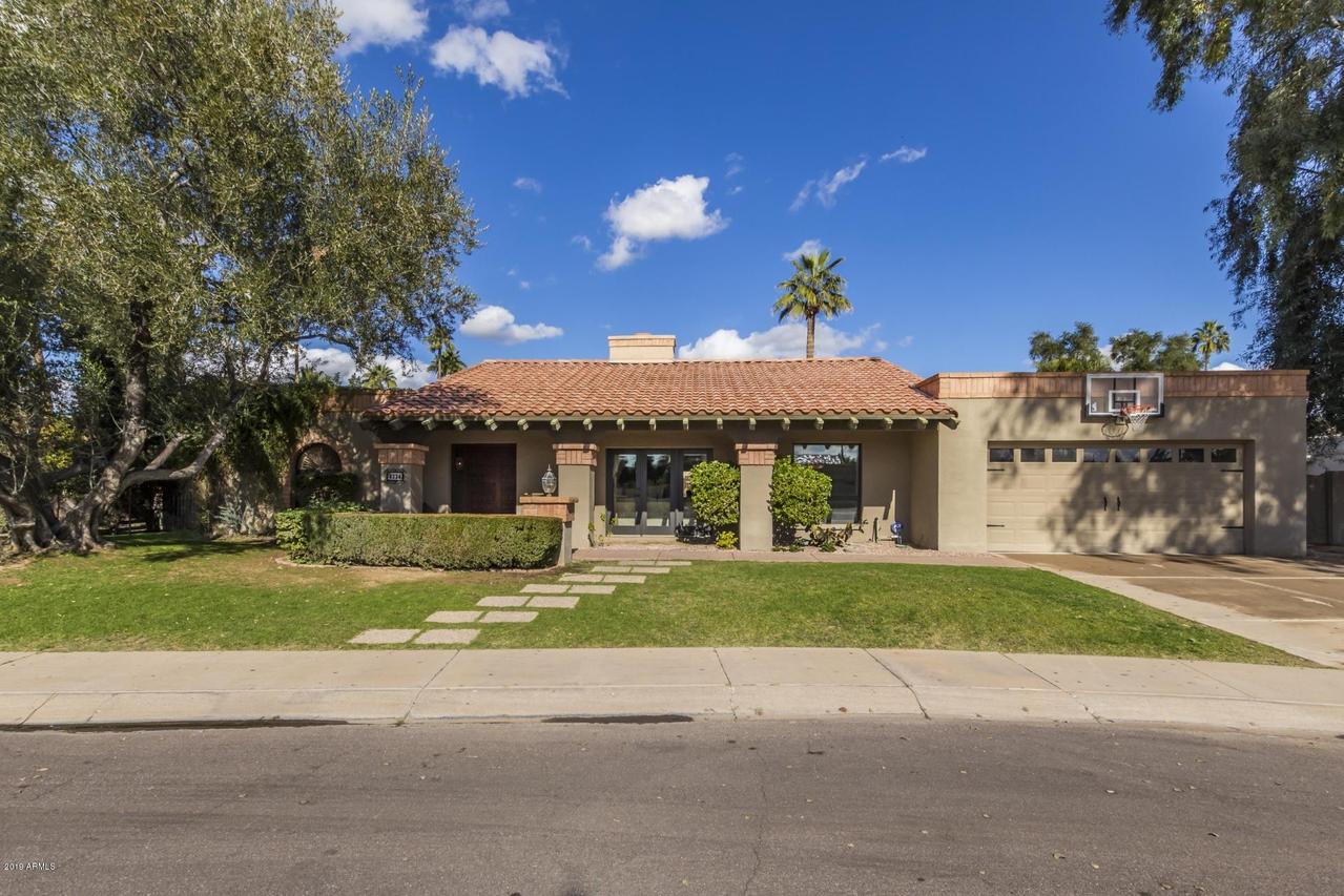 8224 E Thoroughbred Tr., Scottsdale, AZ 85258