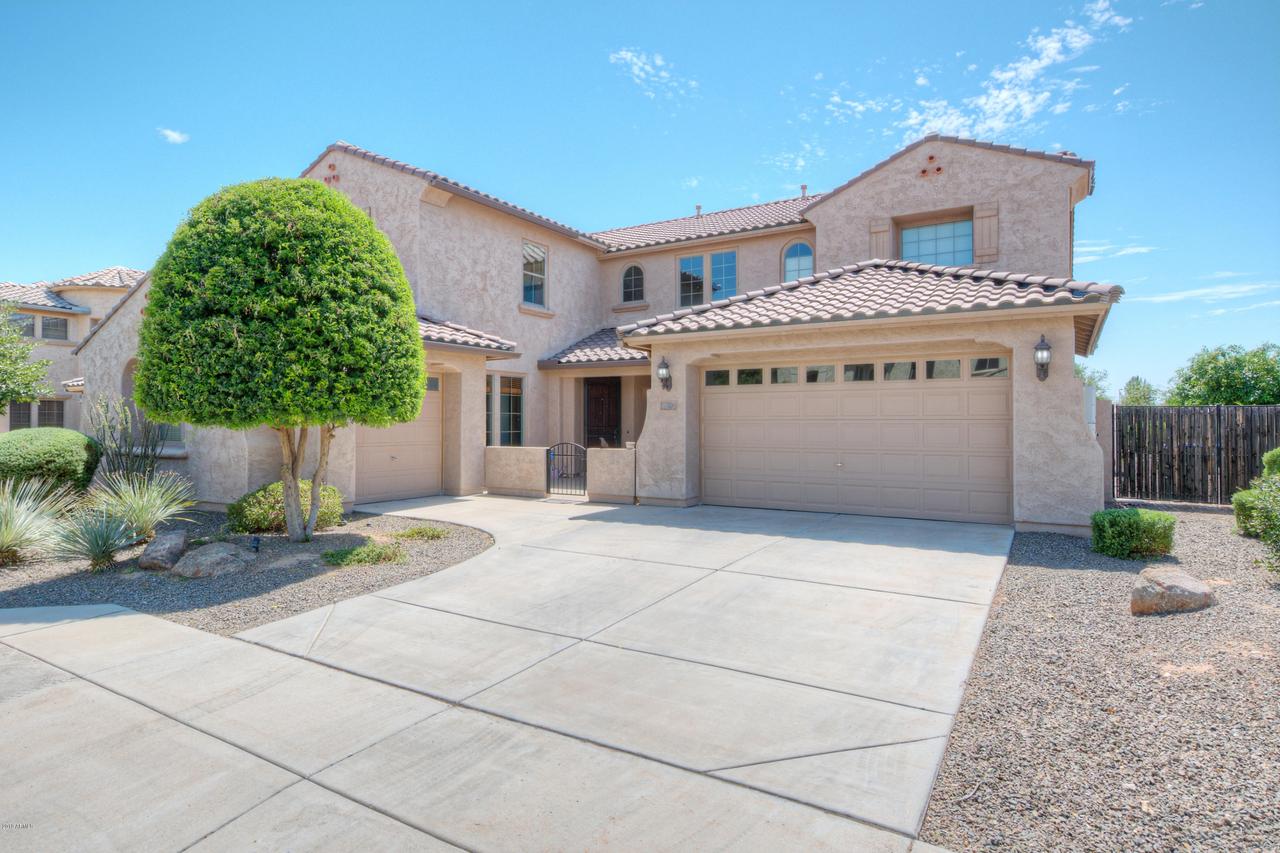 18153 W Orchid Ln., Waddell, AZ 85355