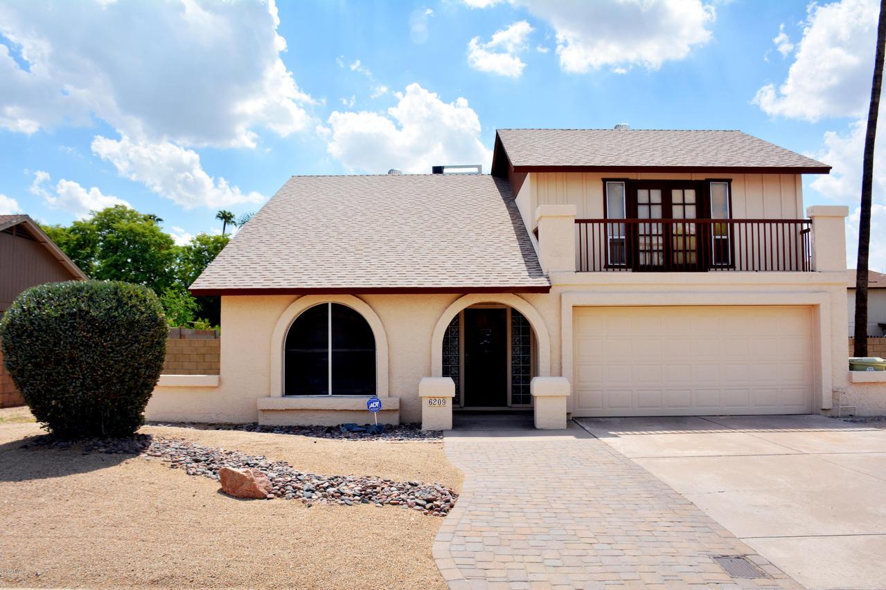 6209 W Desert Hills Dr., Glendale, AZ 85304